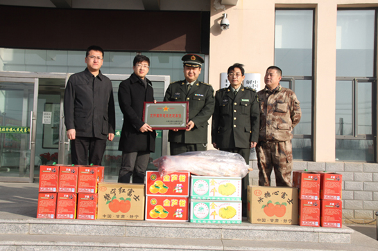 春節前夕送溫暖共敘軍民魚水情